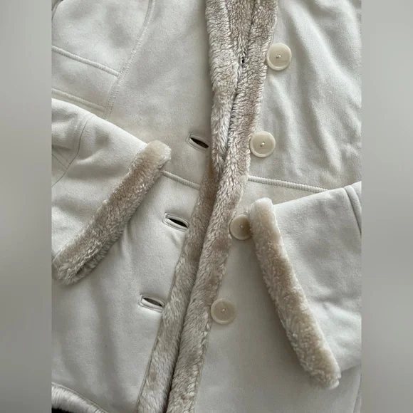 Vintage Cream Faux Fur Hooded Jacket Button Closure Cabincore Nordic Preppy - Picture 7 of 12